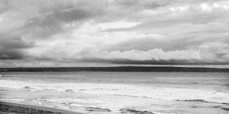 驴友社区必看：自驾露营车辆改装全攻略，空间、电力与越野装备集成方案