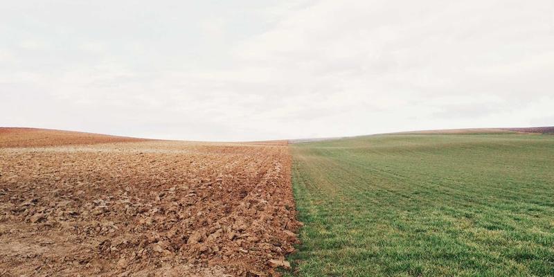 驴友社区必读：徒步露营装备保养全攻略，让帐篷、睡袋和登山鞋寿命翻倍